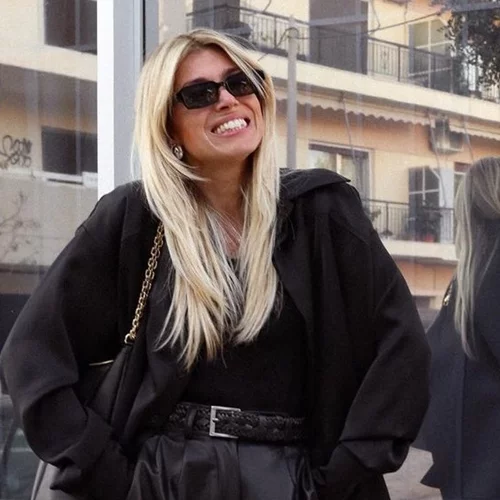 Η Βάσια Κωσταρά υιοθέτησε το μανικιούρ που αναδεικνύει όσο κανένα άλλο τα άκρα