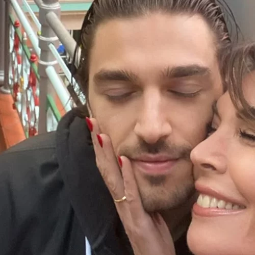 Τατιάνα Στεφανίδου – Νίκος Ευαγγελάτος | Απόδραση στο Λονδίνο με τον γιο τους, Νικόλα