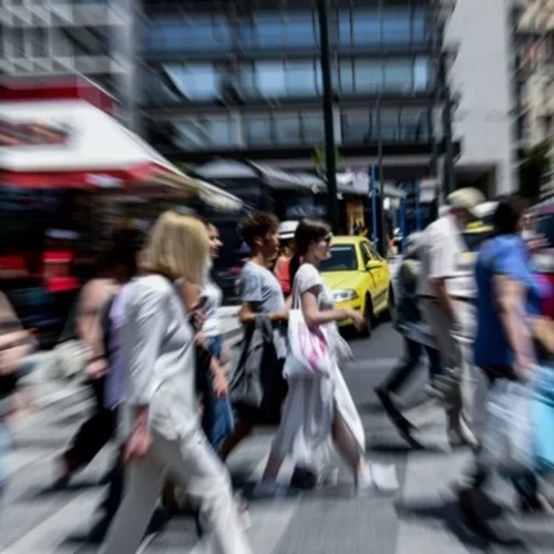 Συναγερμός για το επικίνδυνο κοκτέιλ κορονοϊού, γρίπης και RSV