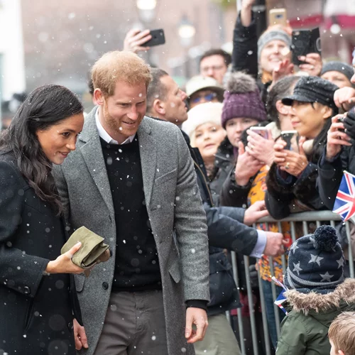 Η χριστούγεννιατικη κάρτα της Μέγκαν και του Χάρι & ο συμβολισμός εν μέσω των φημών του διαζυγίου