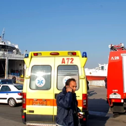 Πρωτοφανές | Πλοίο στον Πειραιά εντόπισε 5χρονη αναίσθητη μέσα στη θάλασσα - Νοσηλεύεται στην Εντατική