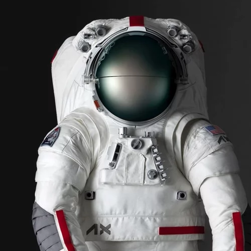 Η πρώτη γυναίκα που θα πατήσει στο φεγγάρι θα φοράει Prada