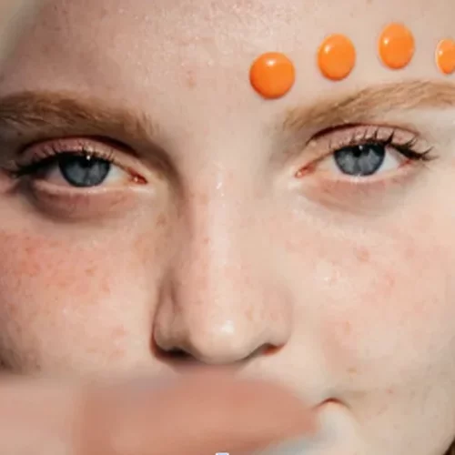 Το "θαυματουργό" προϊόν για τα σπυράκια που χρησιμοποιούν οι celebrities σε κάθε emergency