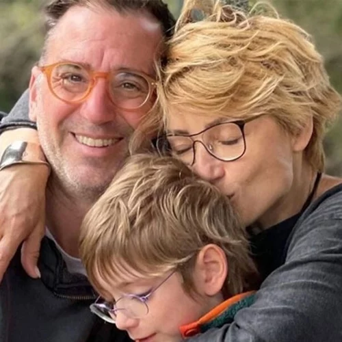 Ευδοκία Ρουμελιώτη | "Ο γιος μου ήξερε την αλήθεια για το παιδάκι – Δεν κάναμε το λάθος να του πούμε "Είναι αδερφός σου"