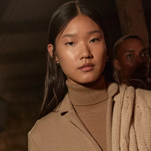 Falconeri: Παρακολουθώντας το ταξίδι του κασμίρ