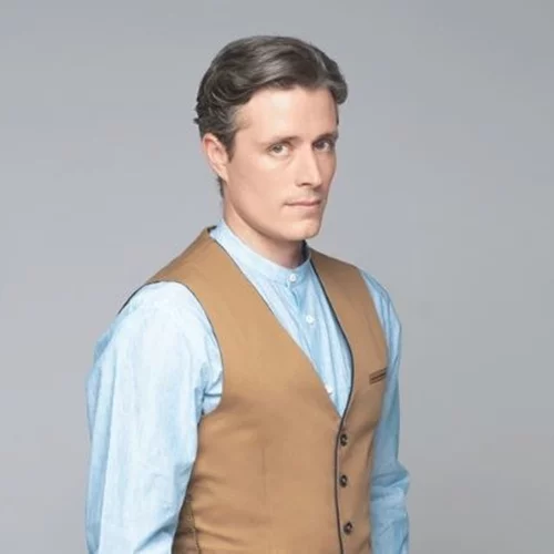 Nathan Thomas | Πώς από την Ταϊλάνδη βρέθηκε να πρωταγωνιστεί στο "Μετά τη φωτιά"