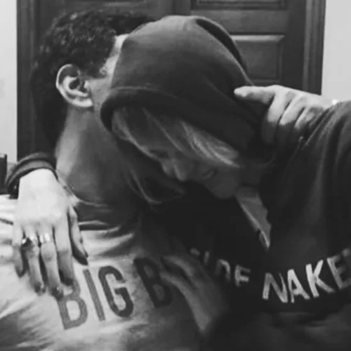 Οι αδημοσίευτες φωτογραφίες που δημοσίευσε η Τζένη Μπαλατσινού για τον Βασίλη Κικίλια