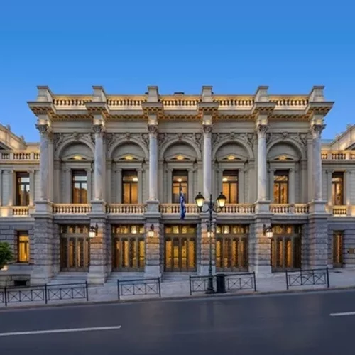 Το πρόγραμμα του Εθνικού Θεάτρου για το 2025-26 | Ένα θέατρο που μιλάει όλες τις γλώσσες