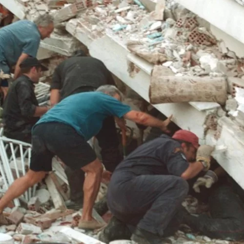 Σεισμός 1999 | Σαν σήμερα ο φονικός σεισμός της Αθήνας