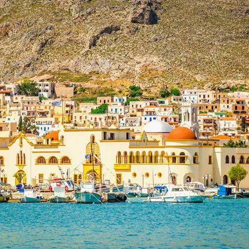 Κι όμως, για τους Γάλλους το "πιο αυθεντικό ελληνικό νησί" δεν ανήκει στις Κυκλάδες