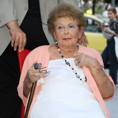 "Έφυγε" από τη ζωή η Βέφα Αλεξιάδου