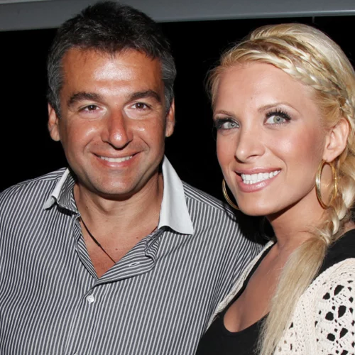 Κατερίνα Καινούργιου εναντίον Γιώργου Λιάγκα | "Ντροπή τους - Πριν κάποια χρόνια γελούσαν με φοιτήτριες"