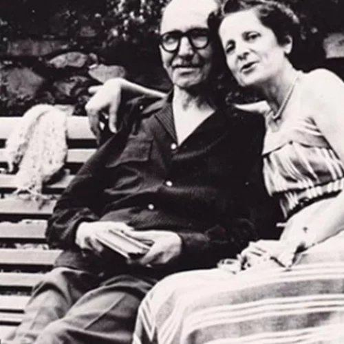 "Αγαπώ θα πει χάνομαι". Όταν ο Νίκος Καζαντζάκης γνώρισε τη σύζυγό του, Ελένη