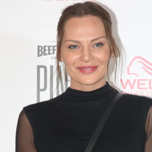 Τα μυστικά του καλοκαιρινού στιλ της Υβόννης Μπόσνιακ όπως τα ξεχωρίσαμε στο Instagram της