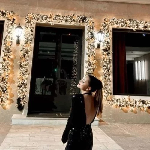 Μαριτίνα Ντενίση | Διασκέδασε σε νυχτερινό μαγαζί της Θεσσαλονίκης - Με μαύρη ολόσωμη φόρμα