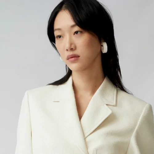 Sustainable Fashion | Η COS ανοίγει το πρώτο της κατάστημα στην Ελλάδα