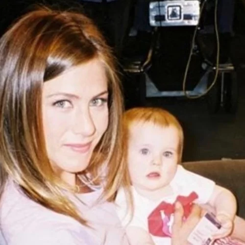 Friends | Πώς είναι σήμερα η τηλεοπτική κόρη του Ross και της Rachel, Emma;