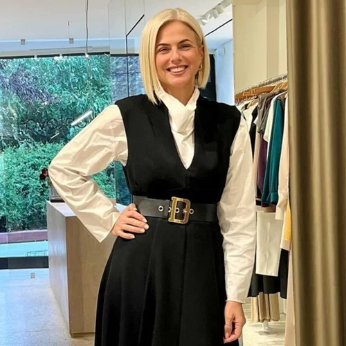 Χριστίνα Κοντοβά | Πώς υιοθέτησε το πιο κομψό spring trend σε ένα πρωινό look