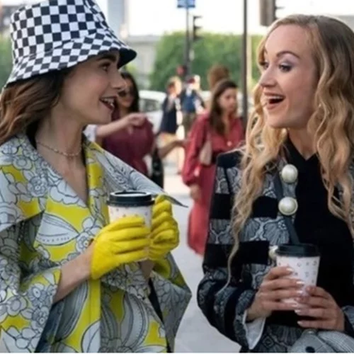 Πώς το Emily in Paris προκάλεσε "διπλωματικό επεισόδιο"