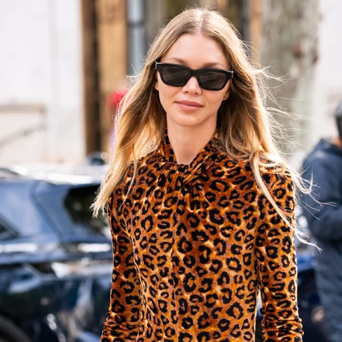 Το πιο θηλυκό leopard φόρεμα από τη Marks and Spencer είναι σε έκπτωση | Θα το φοράς για χρόνια