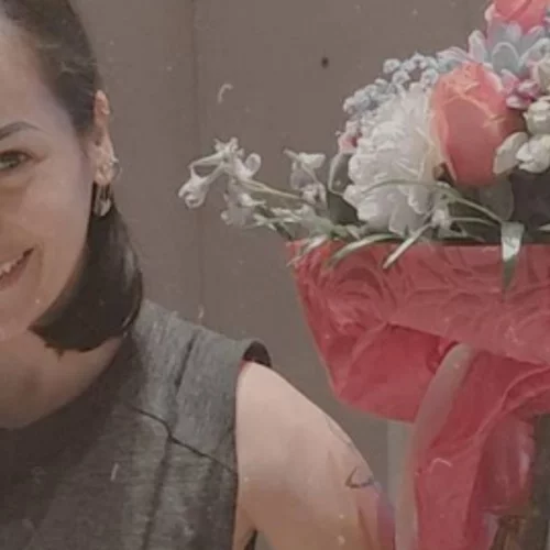 Γενέθλια για την Κατερίνα Τσάβαλου | Το δώρο του Δημήτρη Στεργίου και η ηλικία της