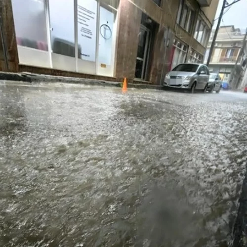 Τοπικά ισχυρές βροχές και καταιγίδες από το απόγευμα