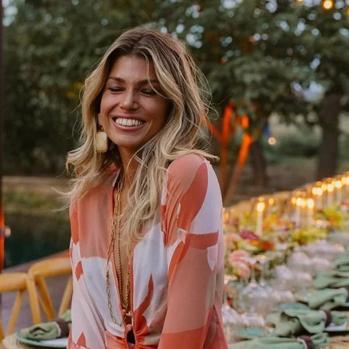 Η Βάσια Κωσταρά υιοθέτησε το μανικιούρ-όνειρο του φετινού φθινοπώρου