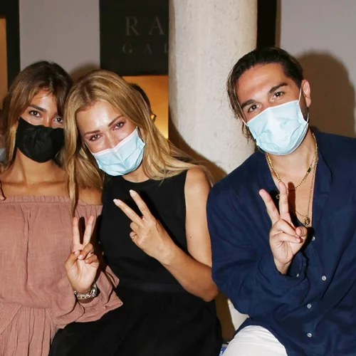 Νατάσα Θεοδωρίδου, Χριστιάνα Μπέτα και Χρήστος Μάστορας μαζί στην Μύκονο