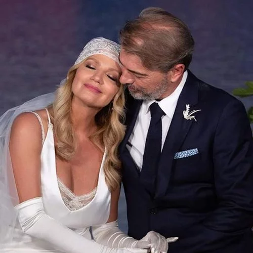 Παναγιώτα Βλαντή | Νέες φωτογραφίες από τον ρομαντικό γάμο της στην Ύδρα