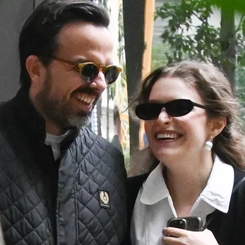 Full in love η Καλλιόπη Χάσκα | Η πρωταγωνίστρια του "Grand Hotel" χέρι - χέρι με τον σύντροφό της στο Κολωνάκι