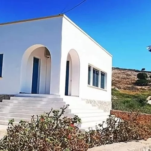 Αρκιοί | Κινδυνεύει με κλείσιμο το μικρότερο σχολείο της Ευρώπης - Αποφοιτά ο τελευταίος μαθητής