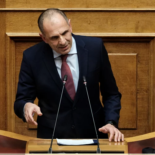 Γεραπετρίτης | Ο στόχος της κυβέρνησης είναι εντός Μαρτίου να ανοίξουμε σταδιακά την αγορά