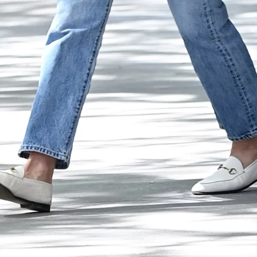 Τα 5 ζευγάρια παπούτσια που θα πάρουν τη θέση των flips flops