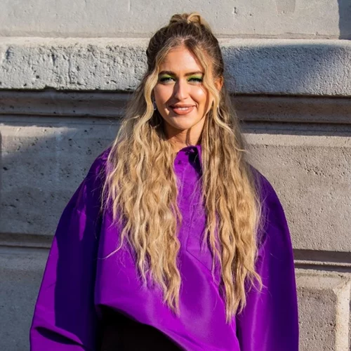 Πώς θα φορέσεις με στιλ τα σατέν σορτς φέτος το καλοκαίρι