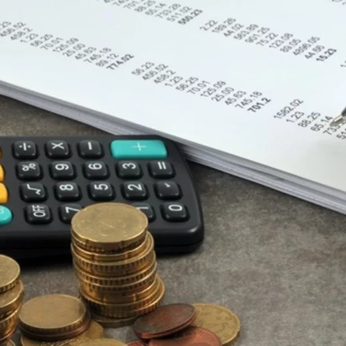 Πώς θα γίνονται οι φορο-έλεγχοι από το 2024 | Τα νέα όπλα της ΑΑΔΕ