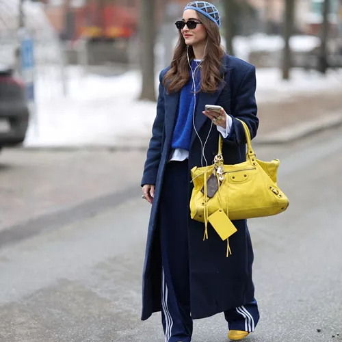 Do it like the Scandi girls | Πώς φορούν τις φόρμες τους στην Κοπεγχάγη;