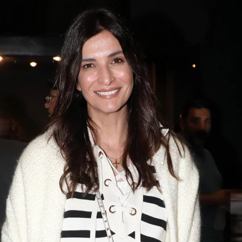 Closet Goals | Η Αντιγόνη Κουλουκάκου υιοθετεί τη νέα "quiet luxury" τάση που αγαπούν οι Γαλλίδες