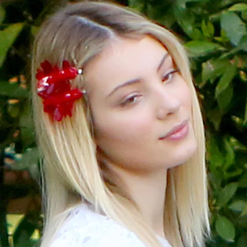 Άννα Μαρία Ηλιάδου | Νέες φωτογραφίες με τα ξανθά της μαλλιά