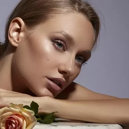 Οι καλύτερες κρέμες νύχτας με ρετινόλη για μια πιο σφριγηλή και νεανική επιδερμίδα