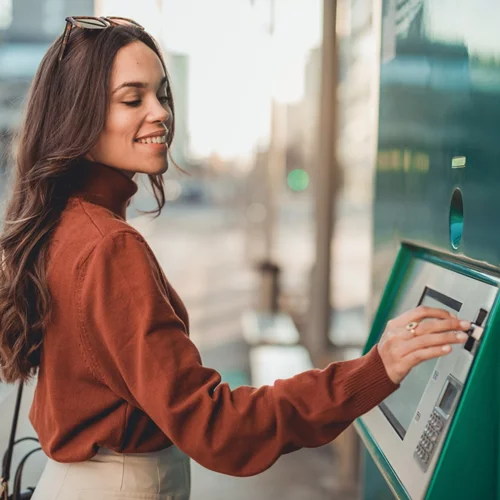 7 δημόσια "spots" που αποτελούν εστίες μικροβίων και ιών