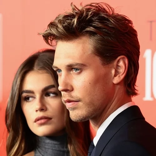 Με τέσσερις χωρισμούς κι έναν αρραβώνα έκανε ποδαρικό το 2025