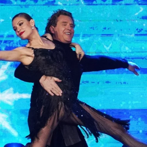 DWTS | Η Βίκυ Καγιά χορεύει για πρώτη φορά στο ballroom! Άφωνη η κριτική επιτροπή