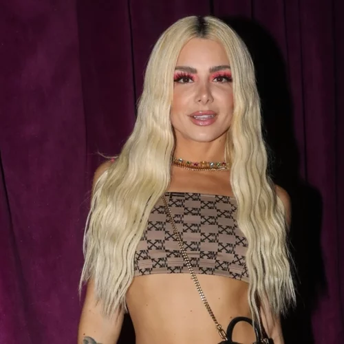 Josephine | Το φωτογραφικό άλμπουμ από τις διακοπές της στη Μύκονο