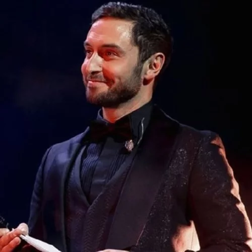 Η σύζυγος του Mans Zelmerlöw τον κατηγορεί για κακοποίηση και απιστία