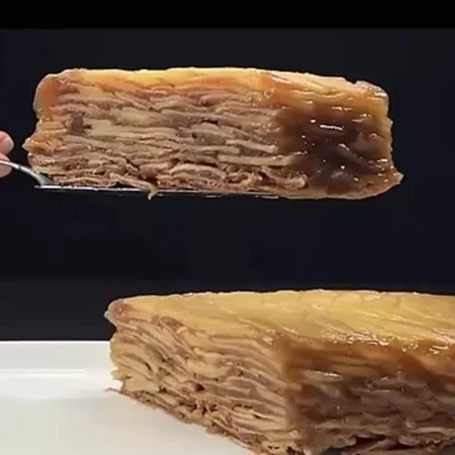 Ζουμερή μηλόπιτα χωρίς ζύμη και χωρίς αυγά - Έτοιμη σε λίγα λεπτά