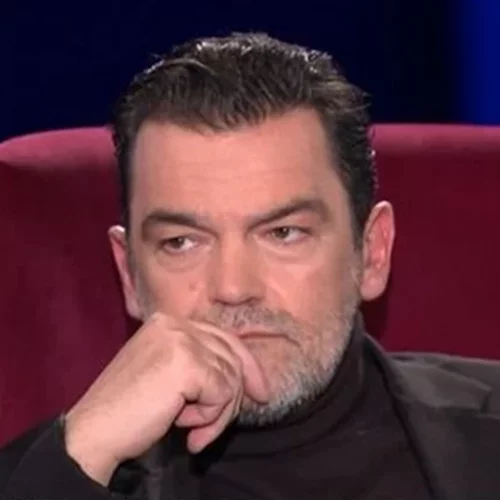 Κωνσταντίνος Καζάκος | "Δεν πιστεύω στον Θεό"