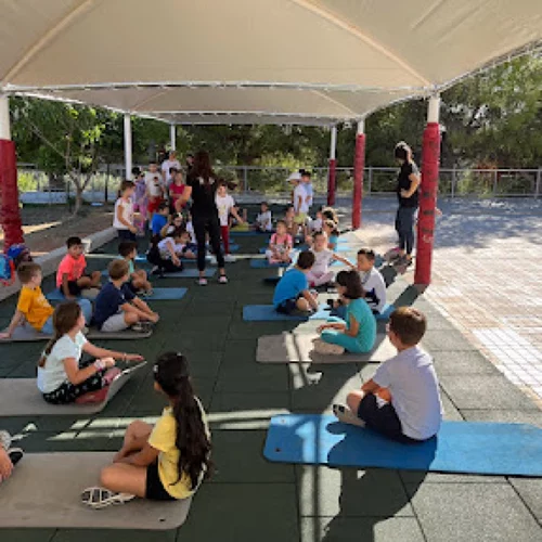 Η ΑΦΗΣ έχει τους μεγαλύτερους μικρούς κυνηγούς