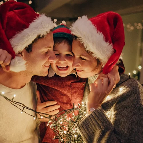 Πότε "πέφτουν" φέτος Χριστούγεννα και Πρωτοχρονιά - Ολες οι αργίες των γιορτών