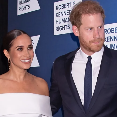 Η Meghan Markle αποκάλυψε πώς ήταν στην πραγματικότητα τα πρώτα Χριστούγεννα με τη βασιλική οικογένεια