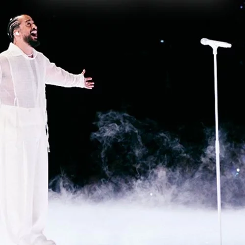 Slimane | Ο δικός του "έρωτας" είναι η κόρη του Esmeralda